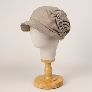 Breathable pleated linen newsboy hat in beige color for vintage artistic style
