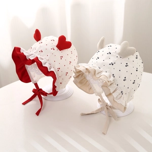 Cappello da sole principessa per neonata con pizzo e stampa a cuori con lacci