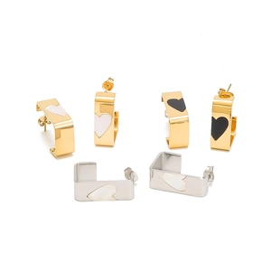 Rectangle 18k gold plated stainless steel earrings with heart mother of pearl inlays