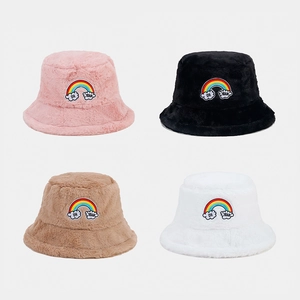 Chapeau Bob En Peluche Broderie Nuage Arc-En-Ciel Fausse Fourrure Épais Hiver Chaud Accessoire De Mode Pour Femmes