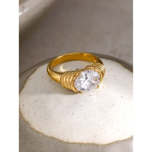 18k gold-plated stainless steel ring with spiral texture and single oval zircon stone