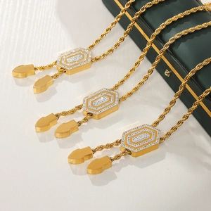 Elegant vintage gold twist chain necklaces with diamond-encrusted hexagonal pendants