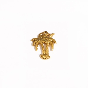 Golden titanium steel palm tree pendant with textured details for DIY necklaces
