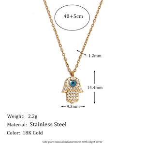 Collier Main de Fatma en acier inoxydable plaqué or 18 carats avec œil maléfique 14.4x9.3mm