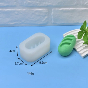 Silicone mold for cake and soap with 3D bread shape, dimensions 9.2x5.7x4cm, 146g weight