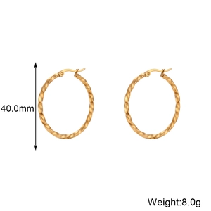 Detailed macro view of 40mm golden twist rope hoop earrings showing the 8.0g weight specs