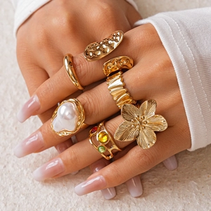 Vintage Bohemian Alloy Rings Flower Design Hammered Texture Imitation Artificial Pearl Multi Color Gemstones Adjustable Women