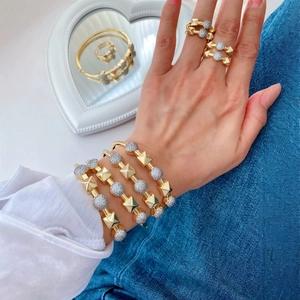 Vintage Pyramid Stud Jewelry Set 18K Gold Plated Copper Rhinestone Inlaid Geometric Bracelet And Ring For Women