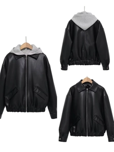 Vue triple d'une veste en similicuir noir pour femme avec capuche grise amovible