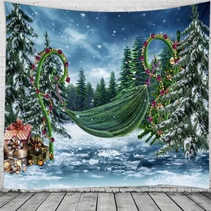 Tapestrie de forêt de Noël avec hamac et sapins pour décoration murale festive