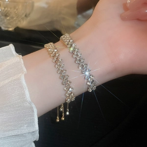 Elegant luxury geometric double-row sparkling rhinestone pull-out adjustable bracelet