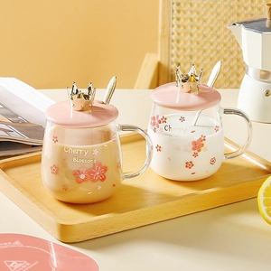 Borosilicate glass cherry blossom mug set with crown lid and spoon on wooden tray