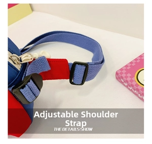 Détail de la bandoulière réglable du sac banane enfant avec gros plan sur la boucle