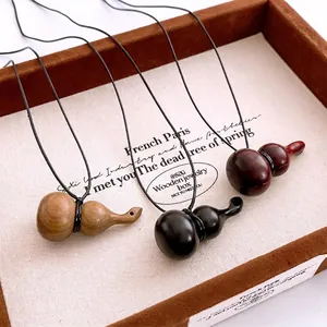 Collier Pendentif En Bois Fait Main Bois De Santal Vintage Rétro Minimaliste Longue Chaîne De Pull Pour Femmes