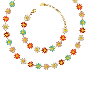 Golden flower jewelry set with colorful enamel daisy pendants and lobster clasp