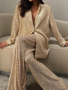 Ensemble blazer et pantalon à paillettes dorées pour femme tenue de soirée élégante