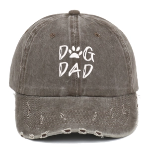 Berretto da baseball vintage in cotone lavato con ricamo DOG DAD e dettagli strappati