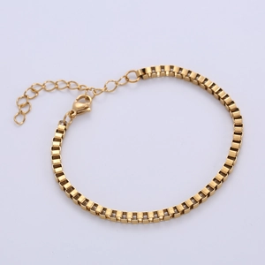 Minimalist 3mm golden stainless steel box chain bracelet with lobster clasp and extender