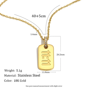 Collier 11:11 en acier inoxydable plaqué or 18K avec pendentif rectangulaire et zircones