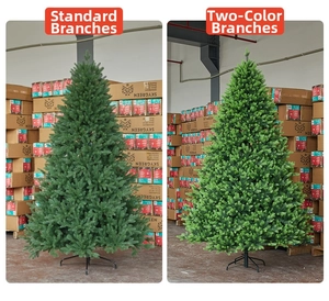 Confronto tra rami di albero di Natale PE verde scuro regolari e bicolori di lusso misti
