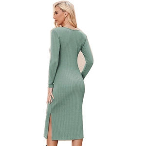 Robe de maternité en maille côtelée à manches longues vert sauge avec fente latérale