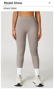 Detailansicht der High-Waist Yoga-Hose in Leinenfarbe aus hochelastischem Kompressionsstoff
