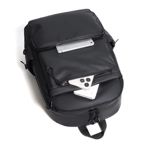 Minimalistischer schwarzer wasserfester Laptop-Rucksack mit vielen Fächern für 15,6 Zoll