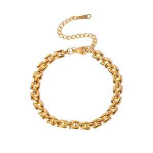 Elegant 18K gold-plated stainless steel rectangular link chain bracelet for women