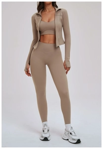 Ensemble de yoga 3 pièces avec veste zippée, brassière dos nageur et legging taille haute en V