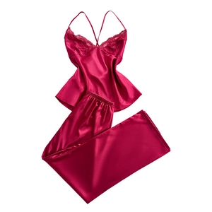 Pyjama 2 pièces en satin bordeaux avec débardeur en dentelle et pantalon pour femme