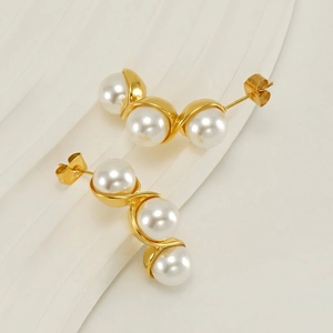 Elegant Curved Wave Artificial Pearl Earrings 18K Gold Plated Stainless Steel Niche Minimalist Luxury Jewelry Accessory For Women