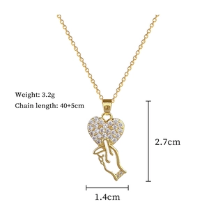 Titanium steel heart necklace dimensions showing 3.2g weight and 40+5cm chain length