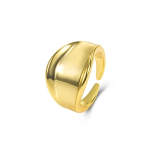 Minimalist wide irregular gold open ring with polished finish in S925 sterling silver