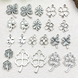 Antique Silver Zinc Alloy Four-Leaf Clover Charms Hollow Vintage Style Pendants For DIY Jewelry Making Crafting