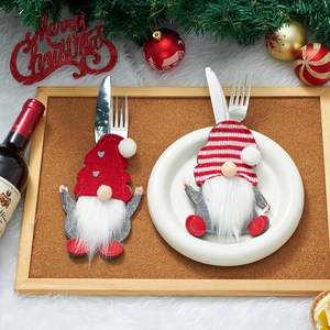 Christmas gnome cutlery holders in red and grey knit fabric for holiday table decor