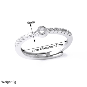Detailed view of silver letter ring showing 17mm inner diameter and 2g weight specs