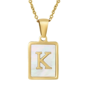 Collier en acier doré 18K avec pendentif rectangulaire en nacre et initiale K dorée