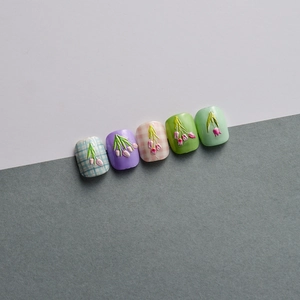 Stickers ongles tulipes 3D en relief aux tons pastels avec motifs à carreaux