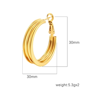 Orecchini a cerchio multistrato in oro da 30mm con finitura lucida placcata 18K