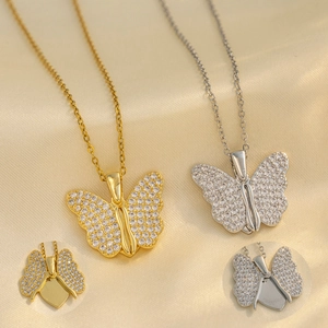 Butterfly Pendant Necklace Titanium Steel Cubic Zirconia Openable Wings Heart Design Fashionable Trendy For Women