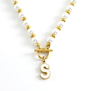 Collier en acier inoxydable doré 18K avec perles, pendentif lettre S et fermoir T