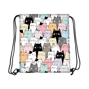 Mochila de poliéster con cordón y estampado colorido de gatos sobre fondo blanco