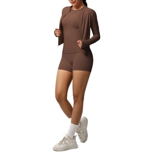 Ensemble de yoga 3 pièces marron pour femme avec veste zippée, brassière et short