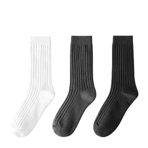 Trois paires de chaussettes business mi-mollet en blanc, gris foncé et noir uni