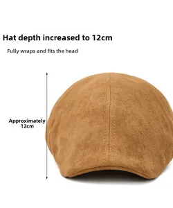 Detail view of the retro camel beret showing a 12cm deep crown for a secure and full fit