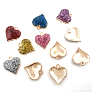Pendentifs en cœur pailletés et bases en alliage doré pour la création de bijoux DIY