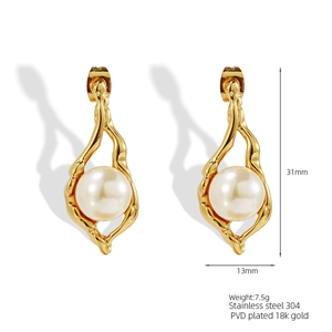 Détails des boucles d'oreilles perles en acier doré 18 carats avec dimensions