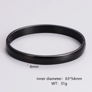 Detailed size specifications of 8mm wide black stainless steel oval bangle bracelet