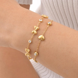 Ensemble de bracelets dorés en acier inoxydable avec pendentifs nœud, cœur et zircon