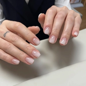 Damen Minimalistischer Farbverlauf Aufpressnägel Rosa Weiß Ombré Künstliche Nägel Glänzend Französischer Stil Maniküre Kunst Nägel